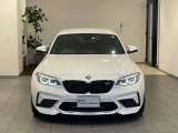 サービスにはドイツ本国と同様に教育と訓練を受け、BMWを知り尽くした「マイスターメカニック」が数多く在籍しております。納車前点検整備で、お客様に安心と安全をお届けいたします。