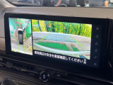 【アラウンドビューモニター】専用のカメラにより、上から見下ろしたような視点で360度クルマの周囲を確認することができます☆死角部分も確認しやすく、狭い場所での切り返しや駐車もスムーズに行えます。
