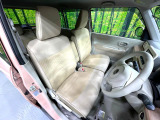 運転席シート廻りは使用感も少なく、良好な状態となっています。丁寧に使われていたことがよくわかりますね。