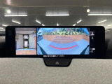 【360°ビューモニター】専用のカメラにより、上から見下ろしたような視点で360度クルマの周囲を確認することができます☆死角部分も確認しやすく、狭い場所での切り返しや駐車もスムーズに行えます。