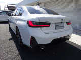 長期にわたる保証を実現。安心の無償保証。2年間のBMWプレミアムセレクション保証と延長保証(別途費用)を合わせて最大4年間の保証。万一の故障に長期間備えることができ、ご安心してお乗り頂けます。