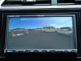 バックカメラ装備しております。駐車時に大変役に立ちますよ♪駐車が苦手な方にも便利機能です♪