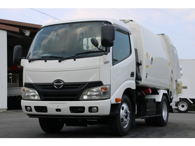 デュトロ 塵芥車 パッカー車 1.95t 4.3立米 プレス式