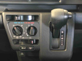ATシフトで運転も楽々です。
