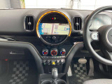 弊社はMINI正規販売店として新型車から旧モデルまでの商品知識と整備知識を備えております。納車後の不明な点等も、お気軽に弊社担当者までお問い合わせ下さい。