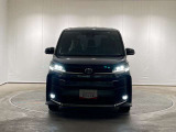 明るいLEDライトで、暗い夜道の運転も快適に。
