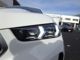 弊社はBMW正規販売店として歴史がございますので、BMW旧モデルから新型車まで商品知識と整備知識を備えております。ご納車後のご不明な点等も、お気軽に弊社担当者まで直接お問い合わせ下さい。