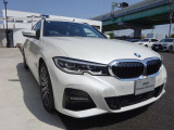 お客様のご希望のお車がございましたら、お気軽にご相談下さい。全国のBMW正規販売店のネットワークの中から、お客様のご要望に合ったお車を、お客様の立場に立ってお探し致します。是非お気軽にご相談下さい。