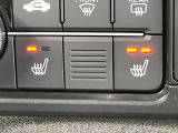 【シートヒーター】寒い日に重宝するシートヒーター!エアコンより早く温まってくれるので寒がりの人も安心ですね♪エアコンの温風は乾燥するから苦手、という方にもをおすすめです。