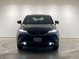 明るいLEDライトで、暗い夜道の運転も快適に。