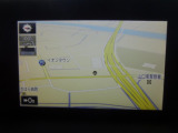 【ナビ画面】主に地図を表示し、目的地へのルート案内や渋滞情報などを表示するために使われます。