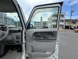 みなさまのお車選びのお手伝いをさせてください!スタッフ一同心よりご来店、お問い合わせをお待ちしております!