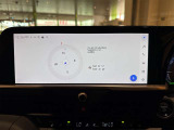 12.3インチディスプレイオーディオ CD、DVD使用可能で、大きな見やすい画面で遠くへお出掛けの際にも安心です。