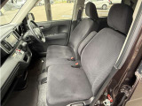 中古車なので、若干のスレ等はありますが、概ね問題ない状態です。手垢等もしっかり清掃して、きれいな状態ですので、一度お客様の目でご確認いただければ幸いです!