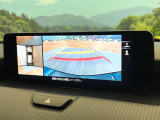 【360°ビューモニター】専用のカメラにより、上から見下ろしたような視点で360度クルマの周囲を確認することができます☆死角部分も確認しやすく、狭い場所での切り返しや駐車もスムーズに行えます。
