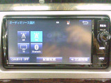 嬉しい装備です♪フルセグTV・DVD再生・Bluetoothオーディオに対応しています!!