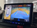 【パノラミックビューモニター】専用のカメラにより、上から見下ろしたような視点で360度クルマの周囲を確認することができます☆死角部分も確認しやすく、狭い場所での切り返しや駐車もスムーズに行えます。