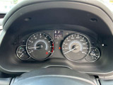整備スタッフは国家資格を持つプロの整備士です。車検の受入/中間/完成検査と保安基準発行のすべても自社で行います。
