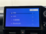 【Bluetooth】ナビゲーションと携帯電話/スマートフォンをBluetooth接続することができます。接続するとハンズフリーで使用することができるので、とても便利です。