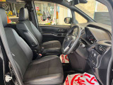運転者にとっては日々使用することとなる運転席です。運転席が快適だと運転に集中することができますね。