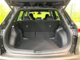 普段のお買い物や通勤、送迎等に十分な荷室スペースを確保しております。セカンドシートを倒すと、大きな荷物の積載も可能です♪