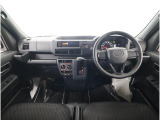 視界良好で運転しやすいコックピットです。シンプルで操作性の良いインパネ回りにデザインされ、SUBARUは安全性能に徹底的にまでこだわった視界設計を行っています。