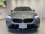 BMW代表的な特徴のキドニーグリル。BMWのすべてのモデルに採用され、BMWらしさを強調しております。