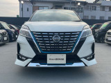 セレナ 1.2 e-POWER ハイウェイスター V 