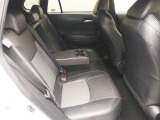 禁煙車です。シートの汚れも臭いもほとんど気になりません。