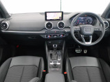 Audi Approved大阪南は正規ディーラーであることはもちろんのこと、保険代理店でもあります。セールススタッフは保険の有資格者ですので保険のご相談もお任せください。