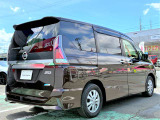 セレナ 2.0 ハイウェイスター 4WD 