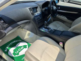 ゆとりある広々とした車内空間は、ドライブを始め買い物やレジャーなど、幅広く活躍します。一人でもみんなとでもお出かけを楽しみましょう!