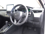 運転席の様子です。見通しの良いすっきりとした内装で運転しやすい空間となっております!