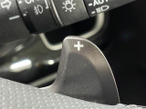 【パドルシフト(AT車)】MT車と同じように好きなギアで走ることができます!ステアリングから手を離さずに指先だけでシフト操作ができ、よりスポーティな走りをお楽しみいただけます。