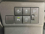 シンプルで大きく見やすい単眼メーター&平均燃費等のさまざまな車両情報が表示できるマルチインフォメーションディスプレイ