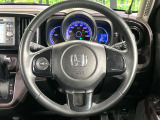 【ステアリングスイッチ】運転中、前方から目線をそらすことなく、オーディオ等の操作が可能な便利機能!安心&快適なドライブを演出してくれます♪