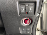 気になる車はすぐにお問い合わせください!画面右側の0066から始まる無料ダイヤルからお問い合わせ下さい!専門スタッフがお車のご質問にお答えいたします!