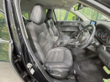 運転席シート廻りは使用感も少なく、良好な状態となっています。丁寧に使われていたことがよくわかりますね。