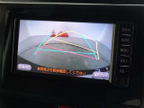 バックガイドモニターを装備してます、車庫入れもラクラクです。