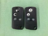 スマートキー付きですからドアロックの開閉が楽々です。電動スライドドアの開け閉めもボタンで操作できます。スペアキーも同じものを用意しております。