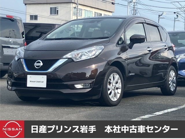 ノート 1.2 e-POWER メダリスト FOUR 4WD 