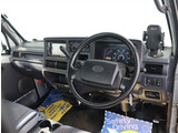 当店では中古車でも残価設定型ローンで乗れます。また当店ではご購入のお車(ガソリン国産車)全て次回お乗り換えまでオイル交換無料となります。