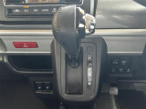 気になる車はすぐにお問い合わせください!画面右側の0066から始まる無料ダイヤルからお問い合わせ下さい!専門スタッフがお車のご質問にお答えいたします!