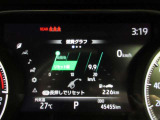 運転席のメータパネル類は常に視界に入る場所ですので、大事なチェックポイントです。ぜひ実際にご乗車ください。