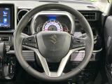【純正革巻きステアリング】上質な革を使用することで、手にしっかり馴染みとても運転しやすいハンドルです♪