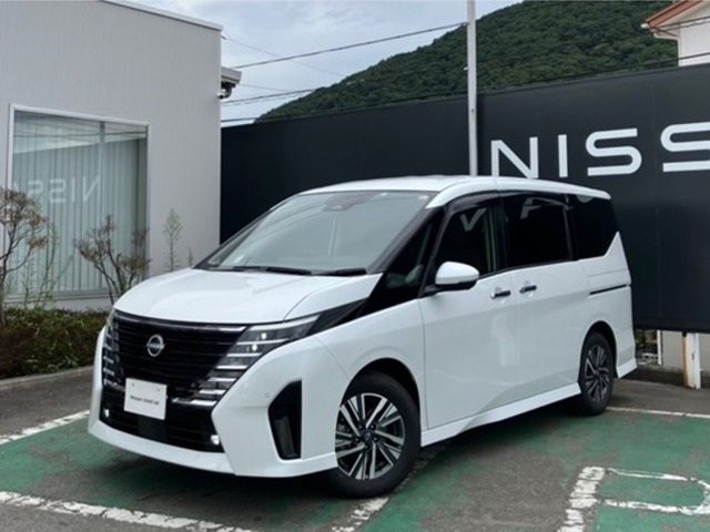 セレナ 2.0 ハイウェイスター V 