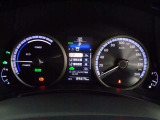 展示車は全てトヨタの車を知り尽くしたエキスパートが基本性能に関わる機能や状態を徹底的にチェックしています。消耗部品の事前交換など法定12ヶ月点検相当の点検・整備を必ず実施しています。