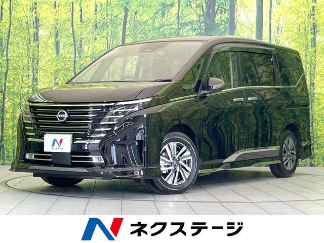 セレナ 1.4 e-POWER ハイウェイスター V 