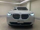 【キドニーグリル】BMWは約90年もの間、ほぼ全ての車両にひと目でBMWだと分かるこの特徴的なフロントグリルが備えられ、デザイン・アイコンとして親しまれてきました。