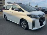 大好評のボディコーティング「弾スプラッシュコート」もご納車までに施工可能。通常のガラスコートと異なる、耐久年数6年の無機質ガラスコーティングが、ボディをキレイな状態に保ってくれます。